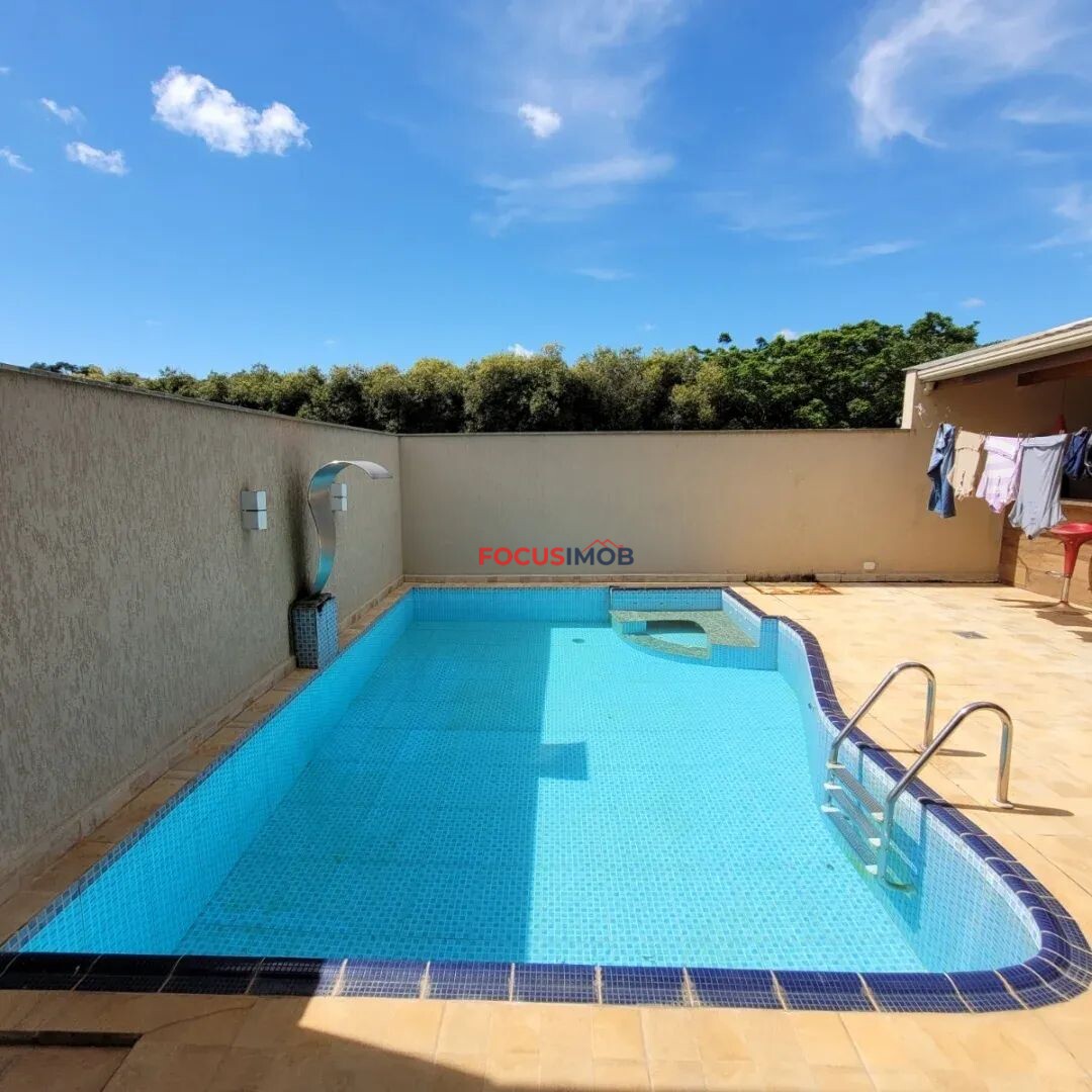 Residência semi nova Águas de Lindóia