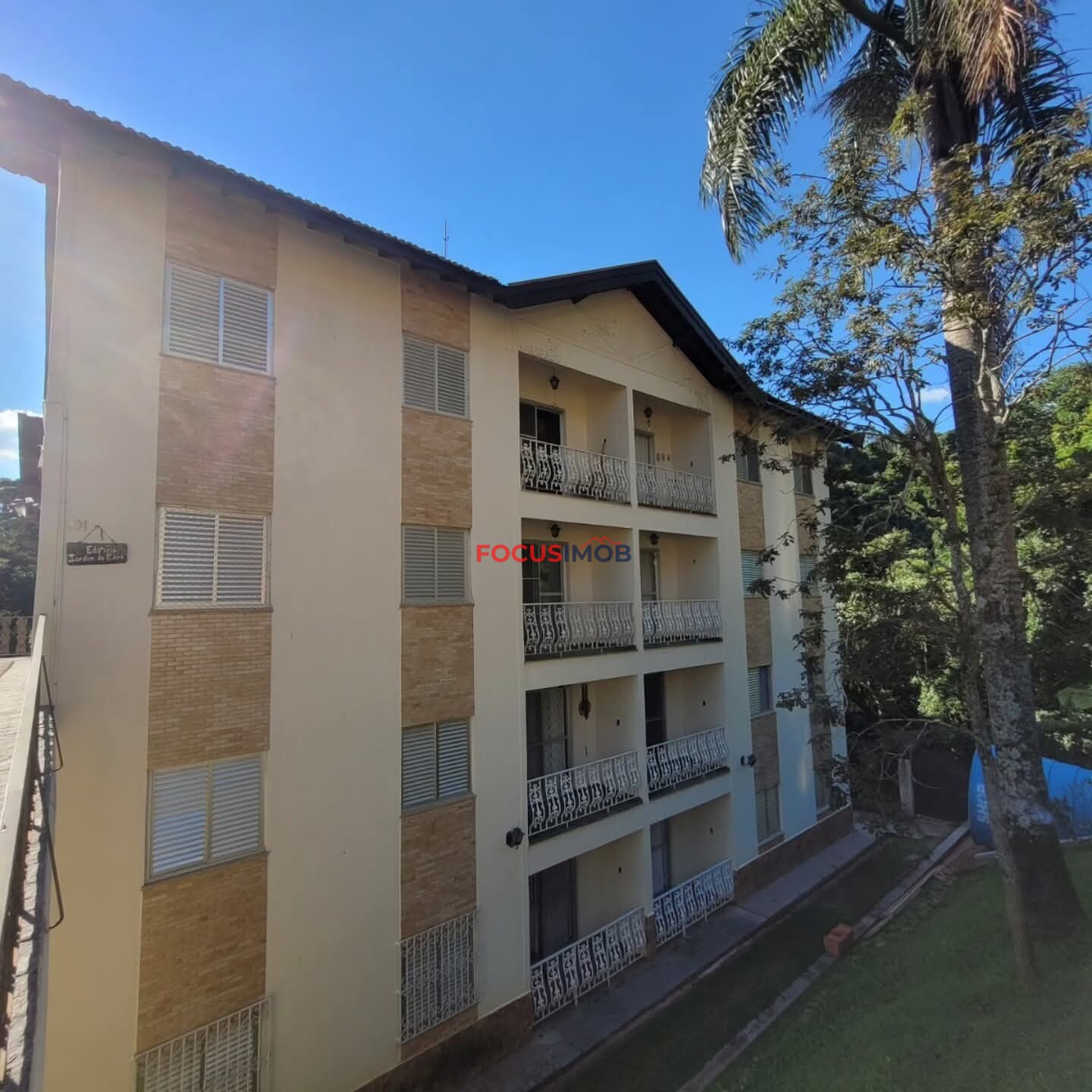 APARTAMENTO MODERNO ÁGUAS DE LINDÓIA