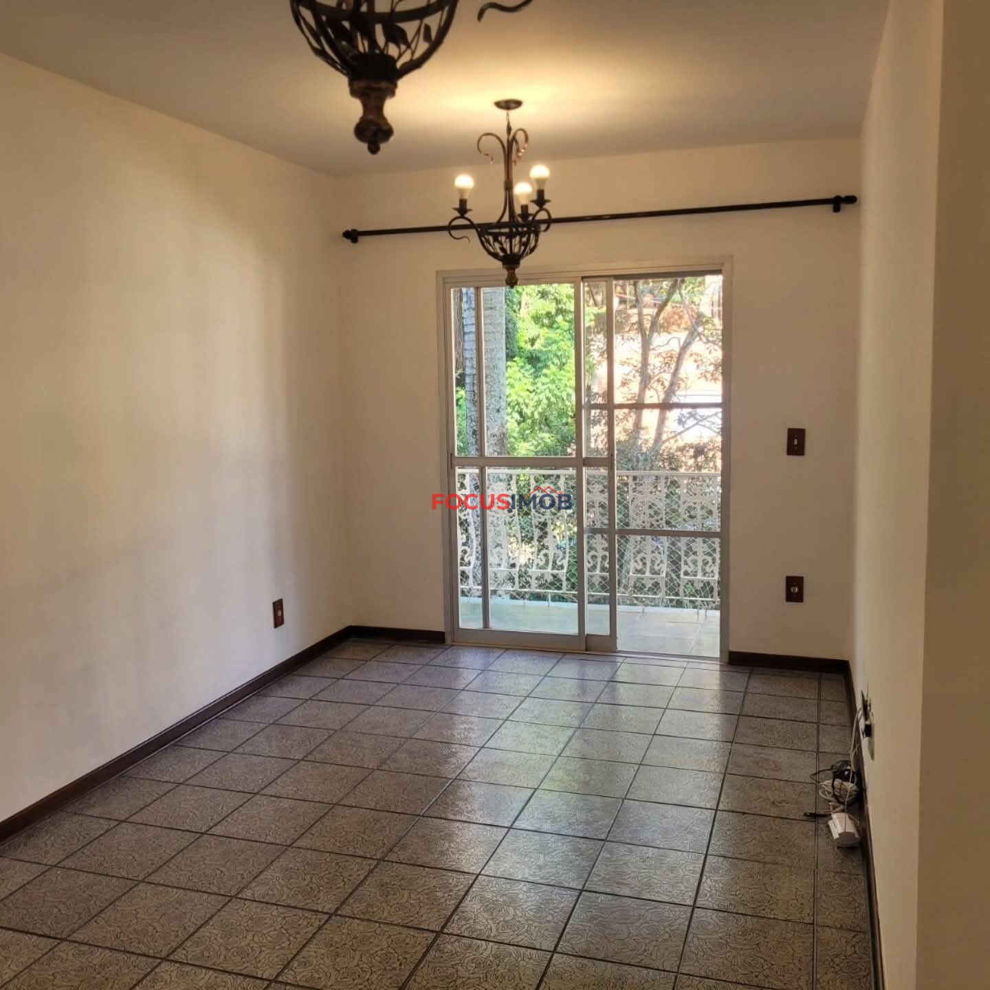 APARTAMENTO MODERNO ÁGUAS DE LINDÓIA