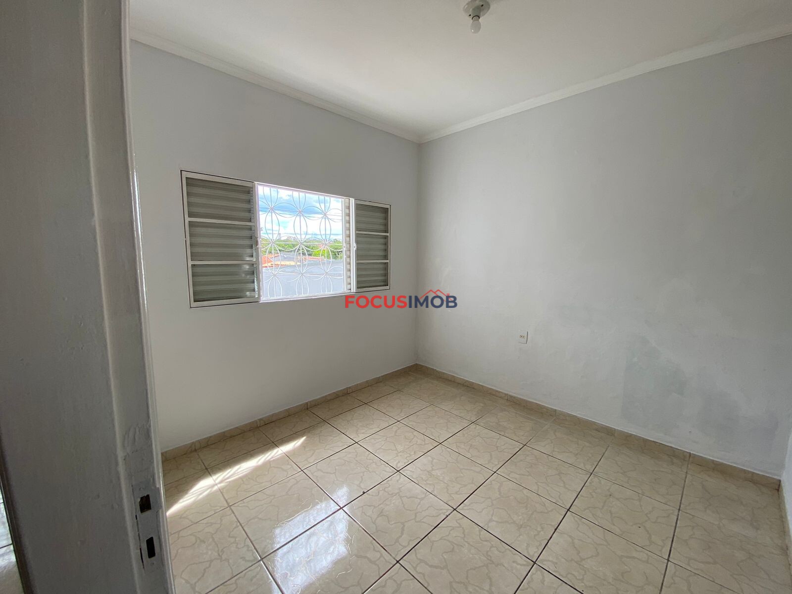 Casa no bairro Jardim Bandeirantes - 2 Dormitórios