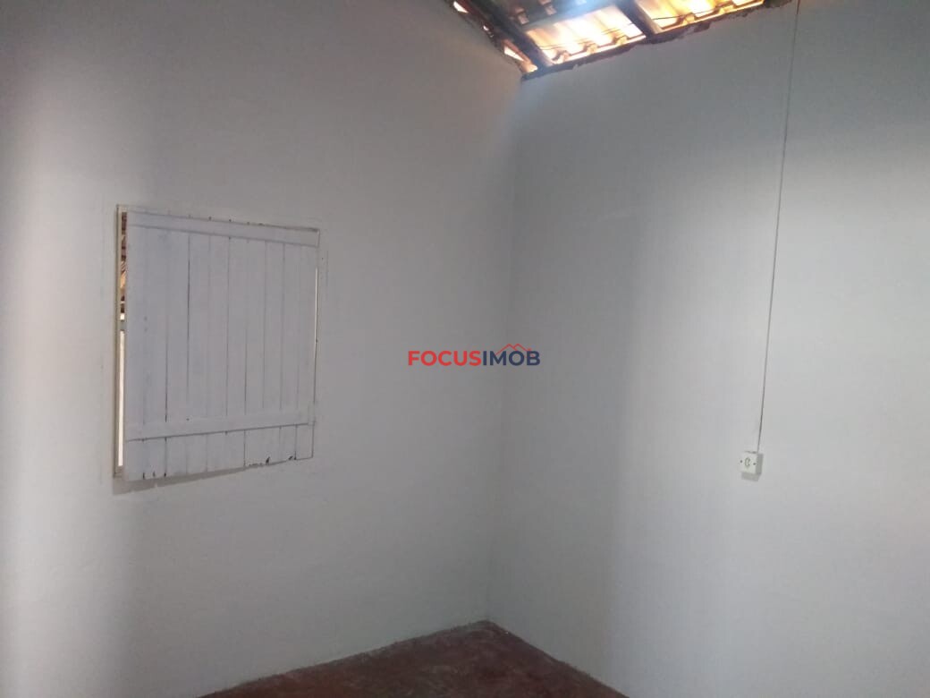 Excelente Oportunidade! 2 Casas no Mesmo Terreno com Potencial Comercial - Itapira/SP