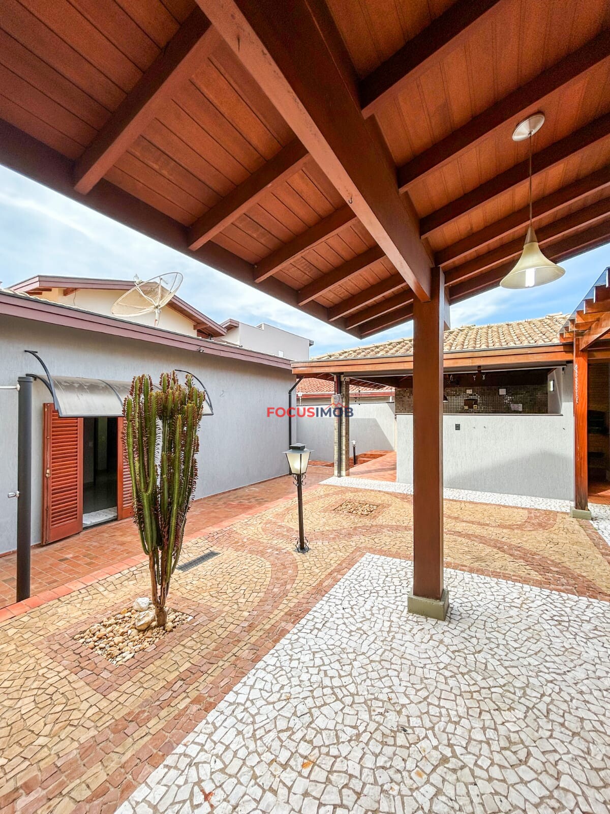 CASA A DISPONÍVEL PARA VENDA - JARDIM AMERICIA / MOGI MIRIM