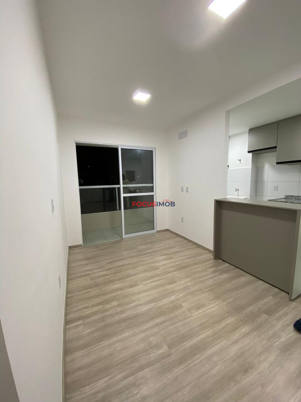 APARTAMENTO CONDOMÍNIO PORTAL DAS ROSAS