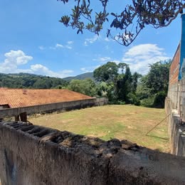 Terreno Plano e Amplo no Vale das Águas - Águas de Lindóia - SP