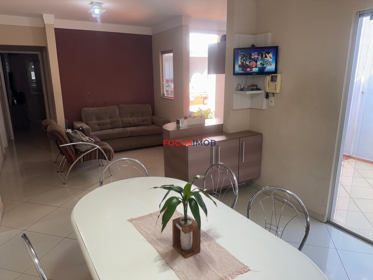 LINDA CASA COM PISCINA À VENDA – JARDIM CASA GRANDE | MOGI GUAÇU/SP