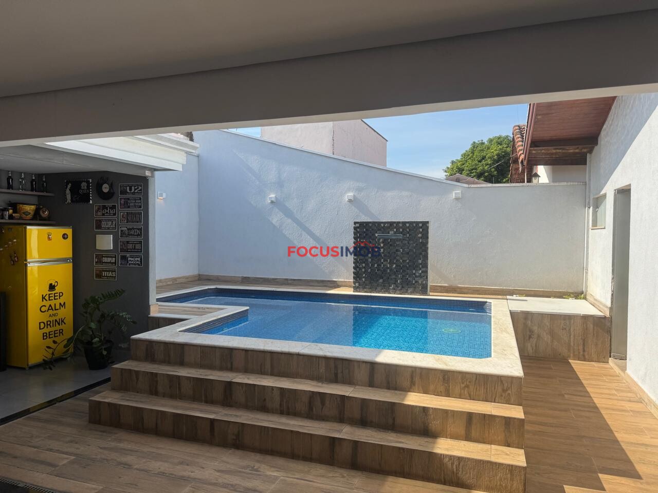 LINDA CASA COM PISCINA À VENDA – JARDIM CASA GRANDE | MOGI GUAÇU/SP