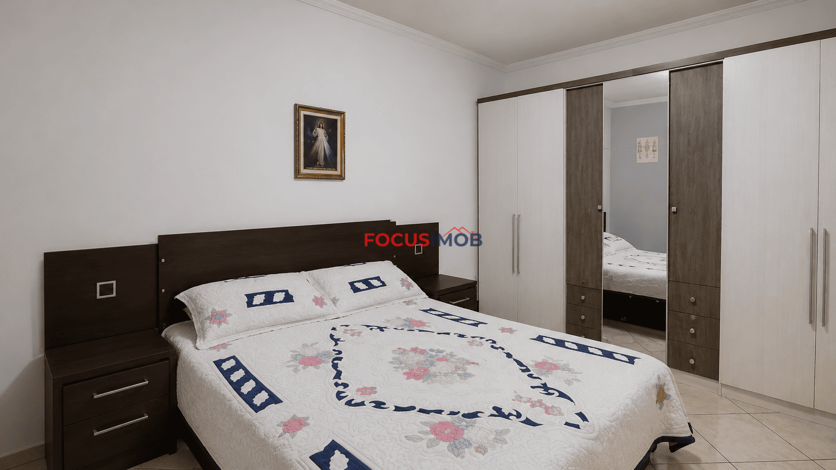 Casa à Venda com 4 Quartos sendo 2 Suítes e 190 m² de Área Construída