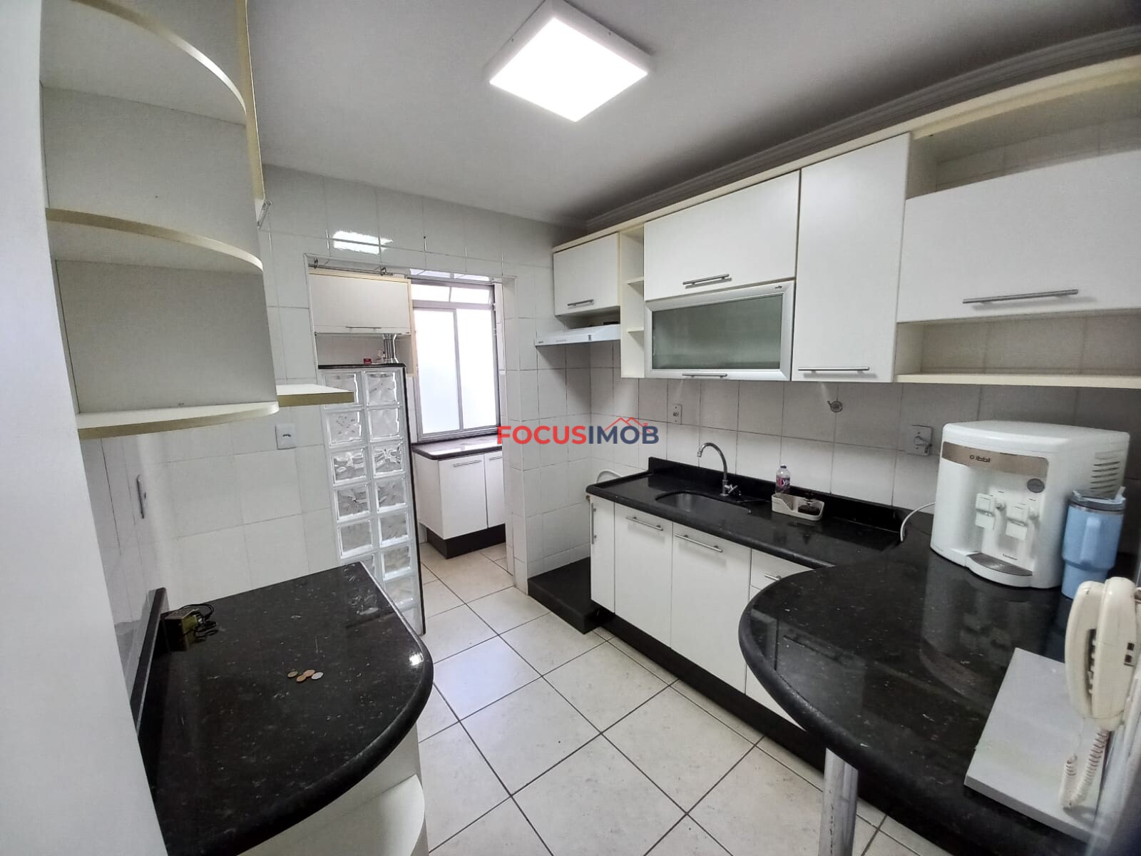 APARTAMENTO À VENDA – CONDOMÍNIO PORTAL DAS PEDRAS | FRENTE PARA AVENIDA- MOGI GUAÇU