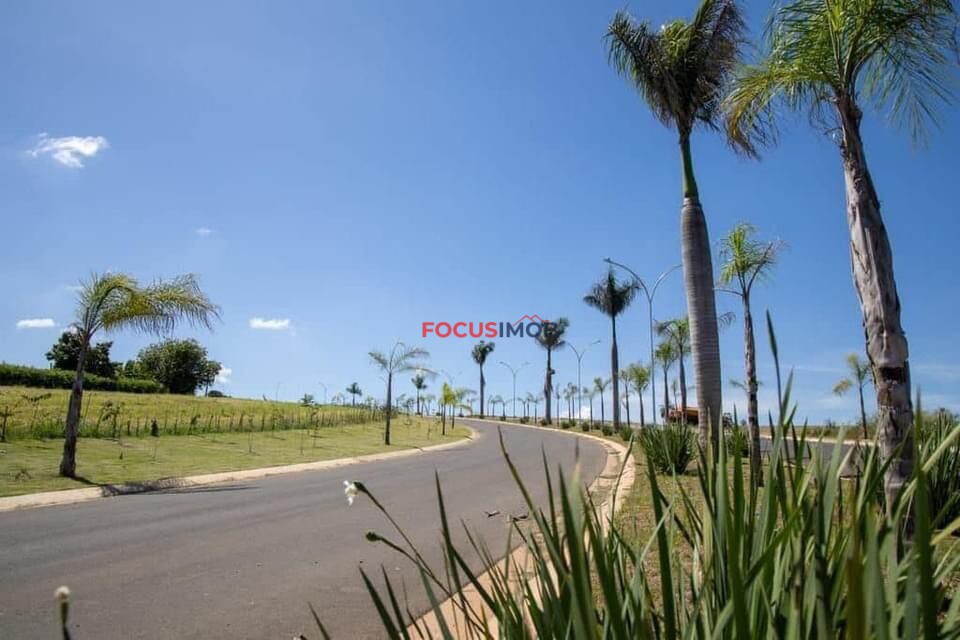 Terreno à venda no Condomínio Flor D'Aldeia – Mogi Mirim/SP