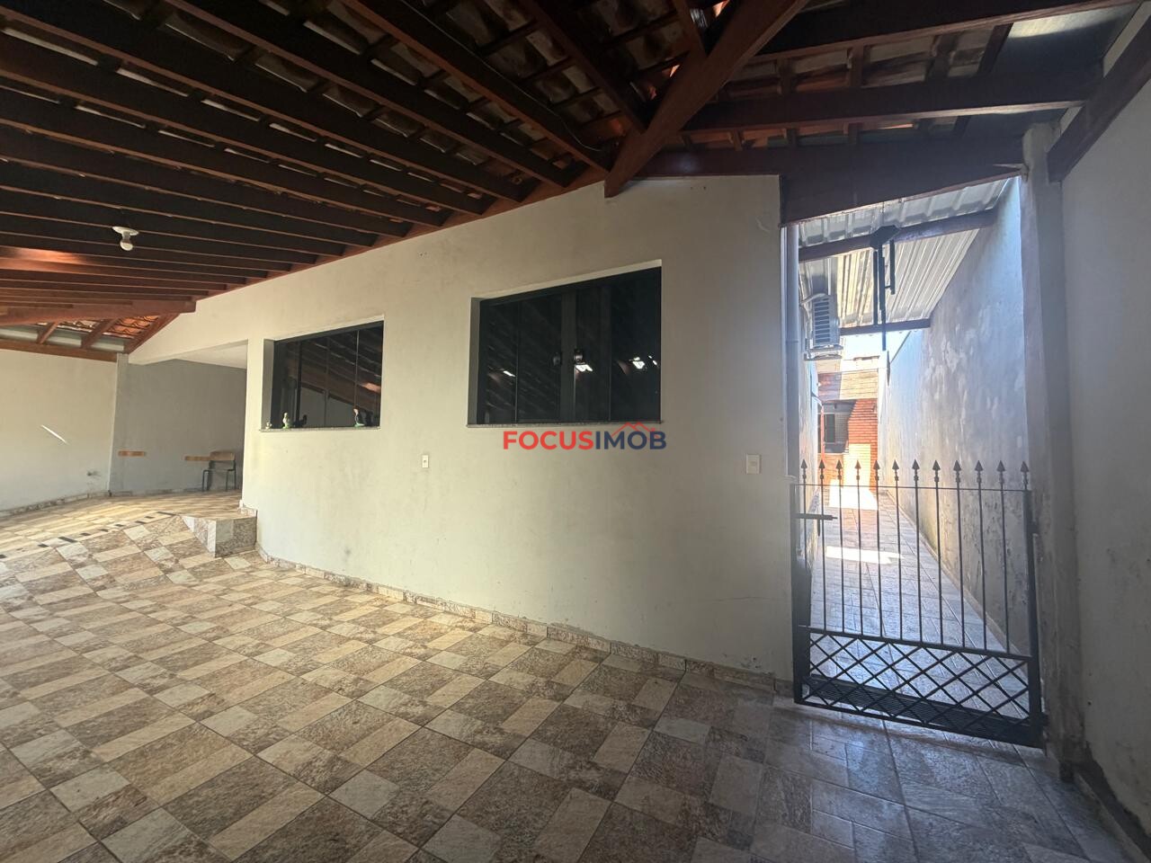 Casa à Venda no Bairro Bandeirante – Mogi Guaçu/SP