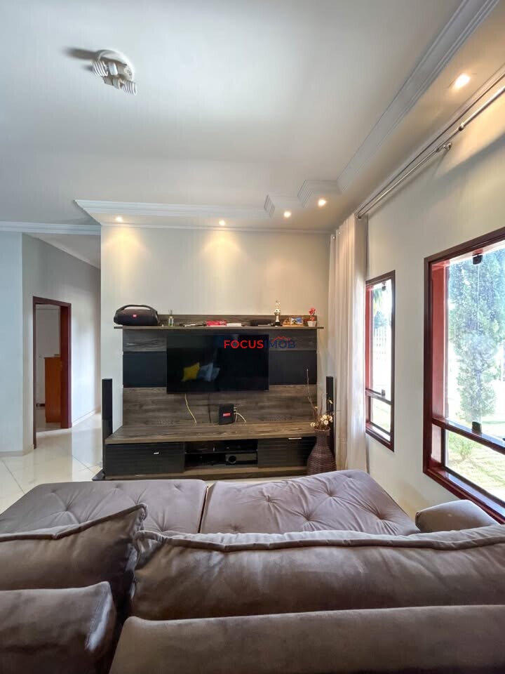 CASA DISPONÍVEL NO JARDIM CAMARGO