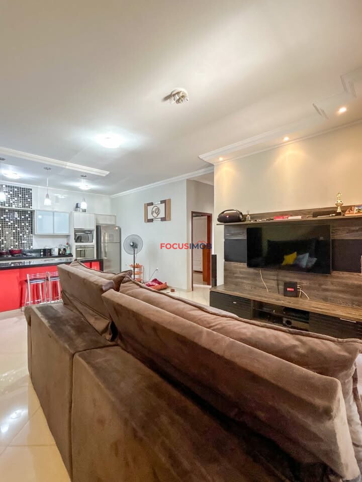 CASA DISPONÍVEL NO JARDIM CAMARGO