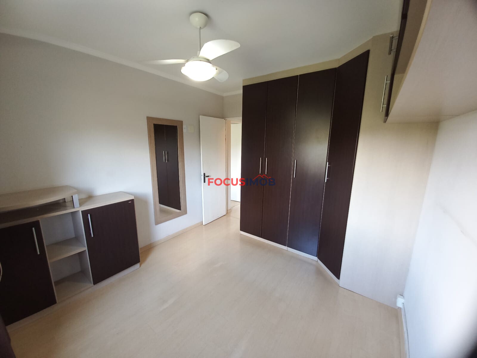APARTAMENTO À VENDA – CONDOMÍNIO PORTAL DAS PEDRAS | FRENTE PARA AVENIDA- MOGI GUAÇU