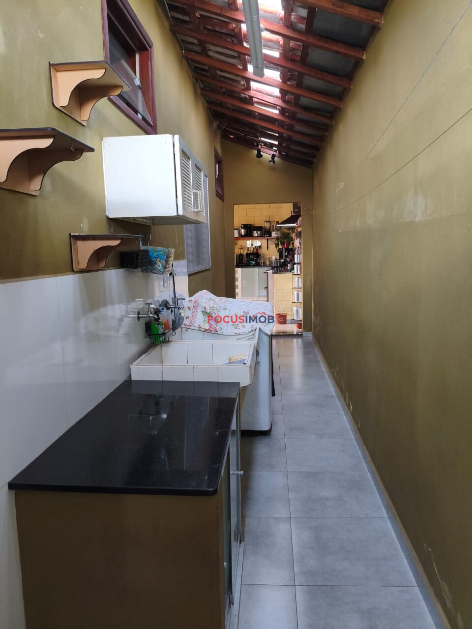 CASA  NO CONDOMÍNIO DR. FALSETTI – MOGI GUAÇU/SP- 3 DORMITÓRIOS