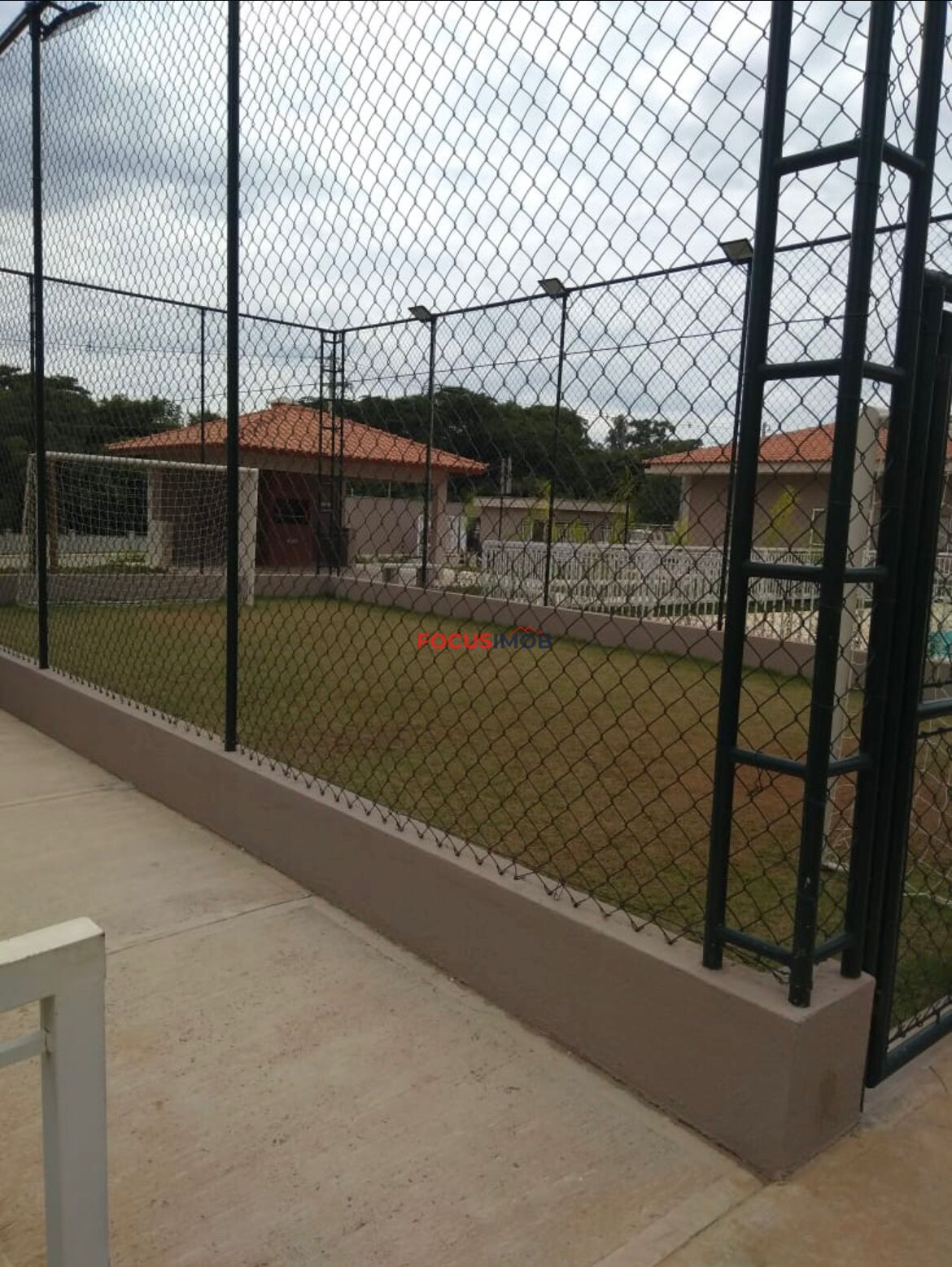 Apartamento Térreo no Condomínio Manacás -Mogi Mirim -  2 Quartos - R$ 195 mil