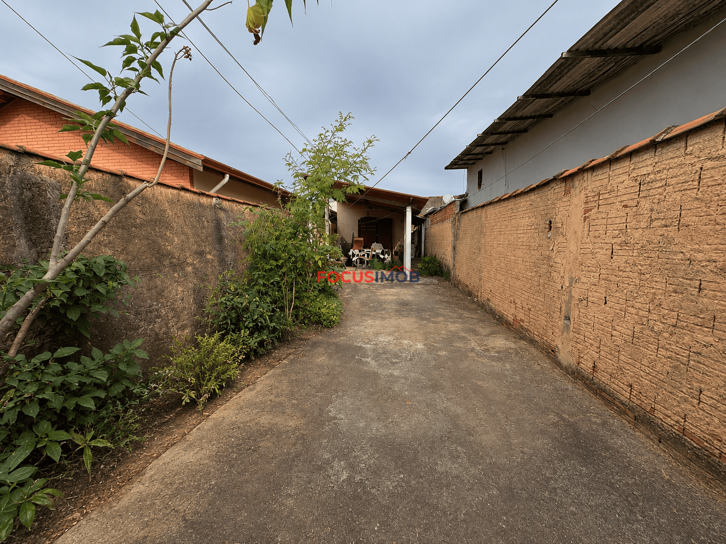 Casa com 2 Residências no Mesmo Terreno à Venda – Tucura, Mogi Mirim/SP
