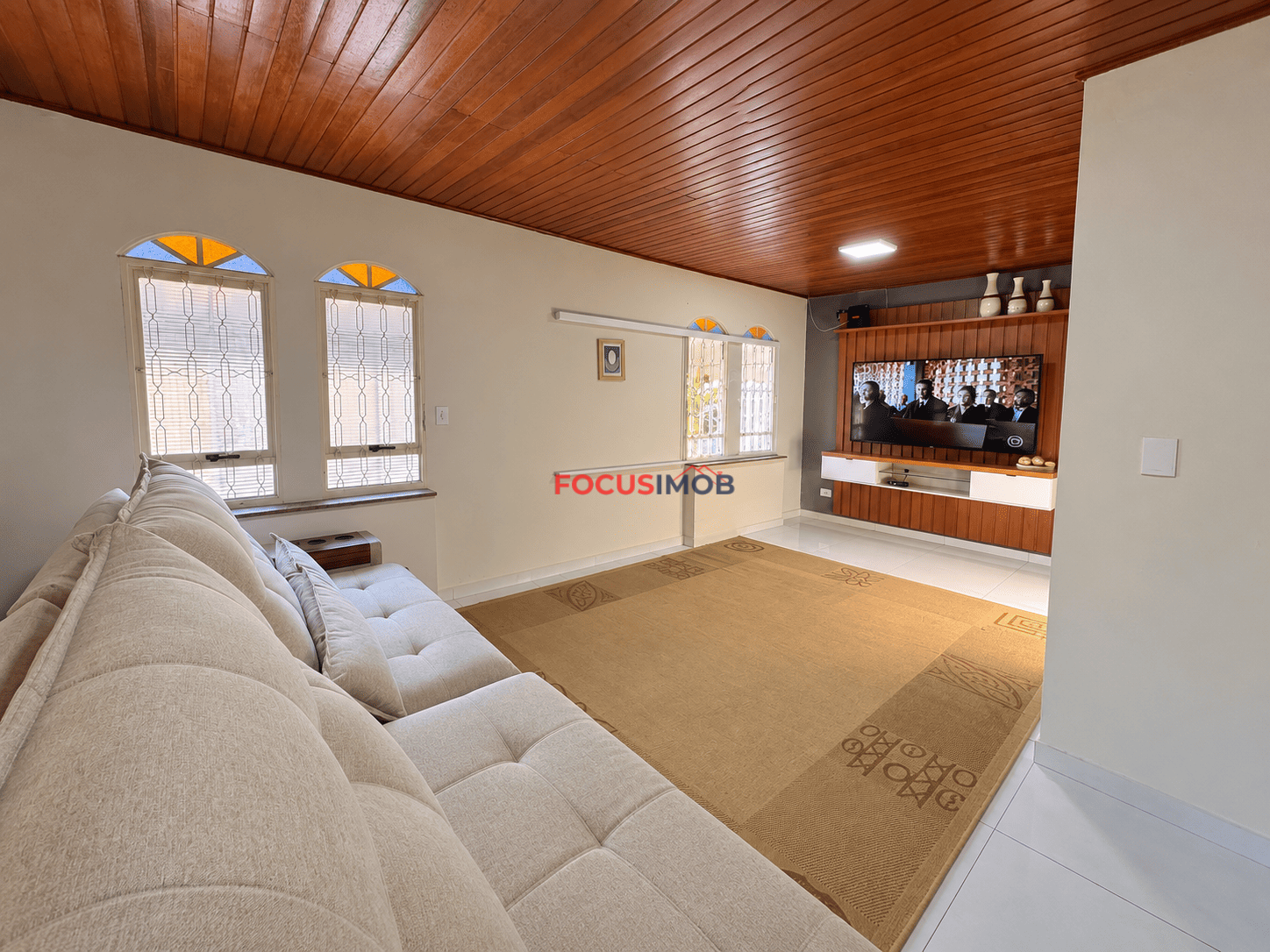 Casa à Venda no Jardim Fantinato – 2 Dormitórios, Suíte e Amplo Quintal