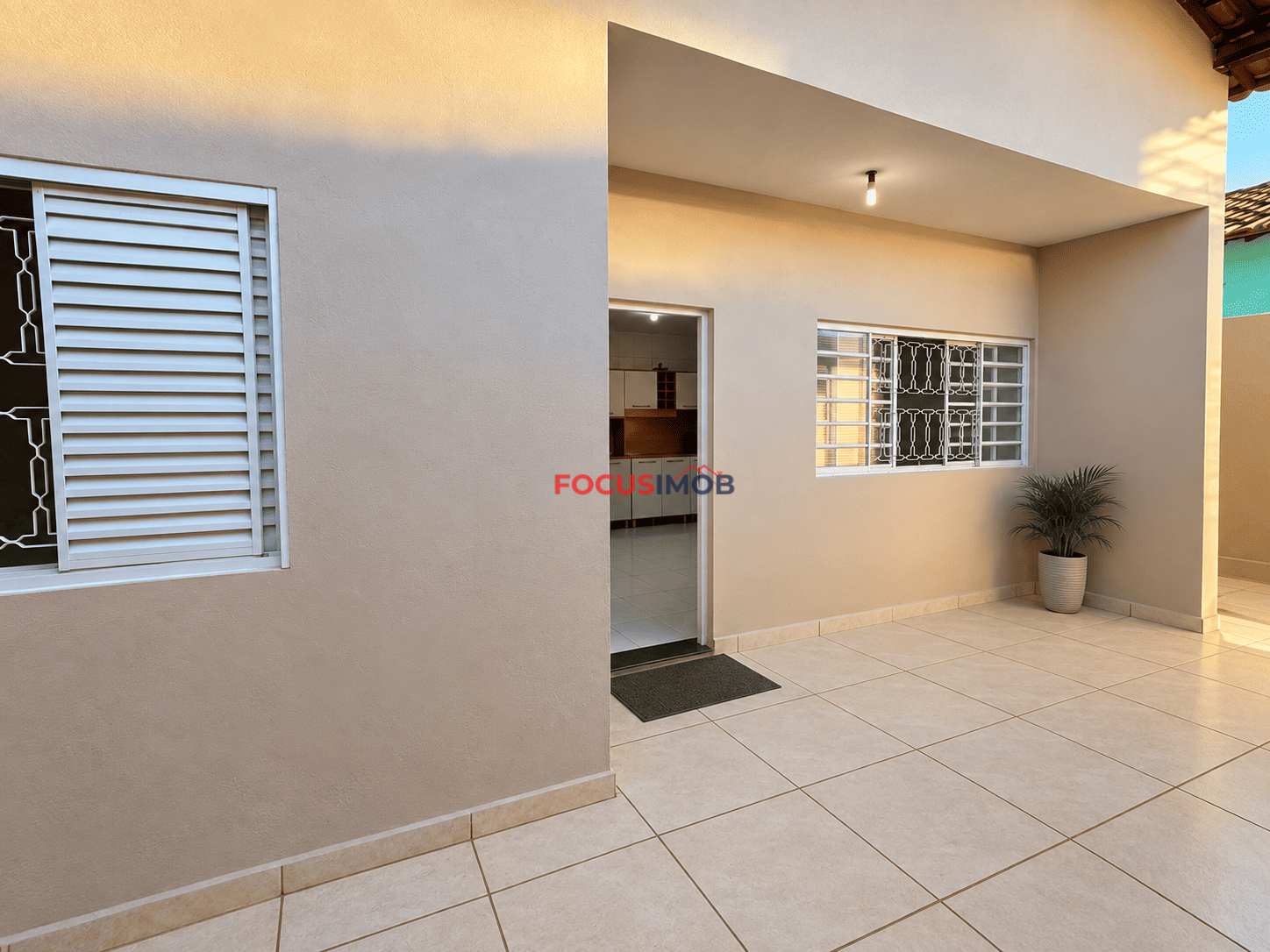 Casa à Venda no Jardim Fantinato – 2 Dormitórios, Suíte e Amplo Quintal