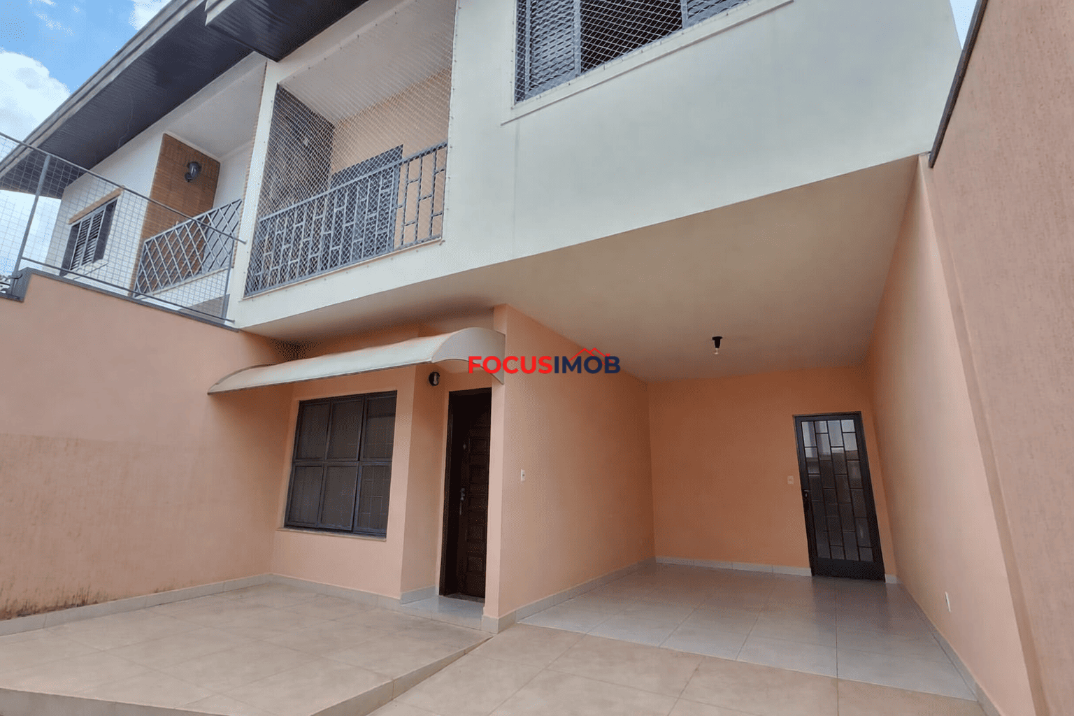 🏡 Sobrado para Locação – Conforto, Espaço e Qualidade de Vida para sua Família!