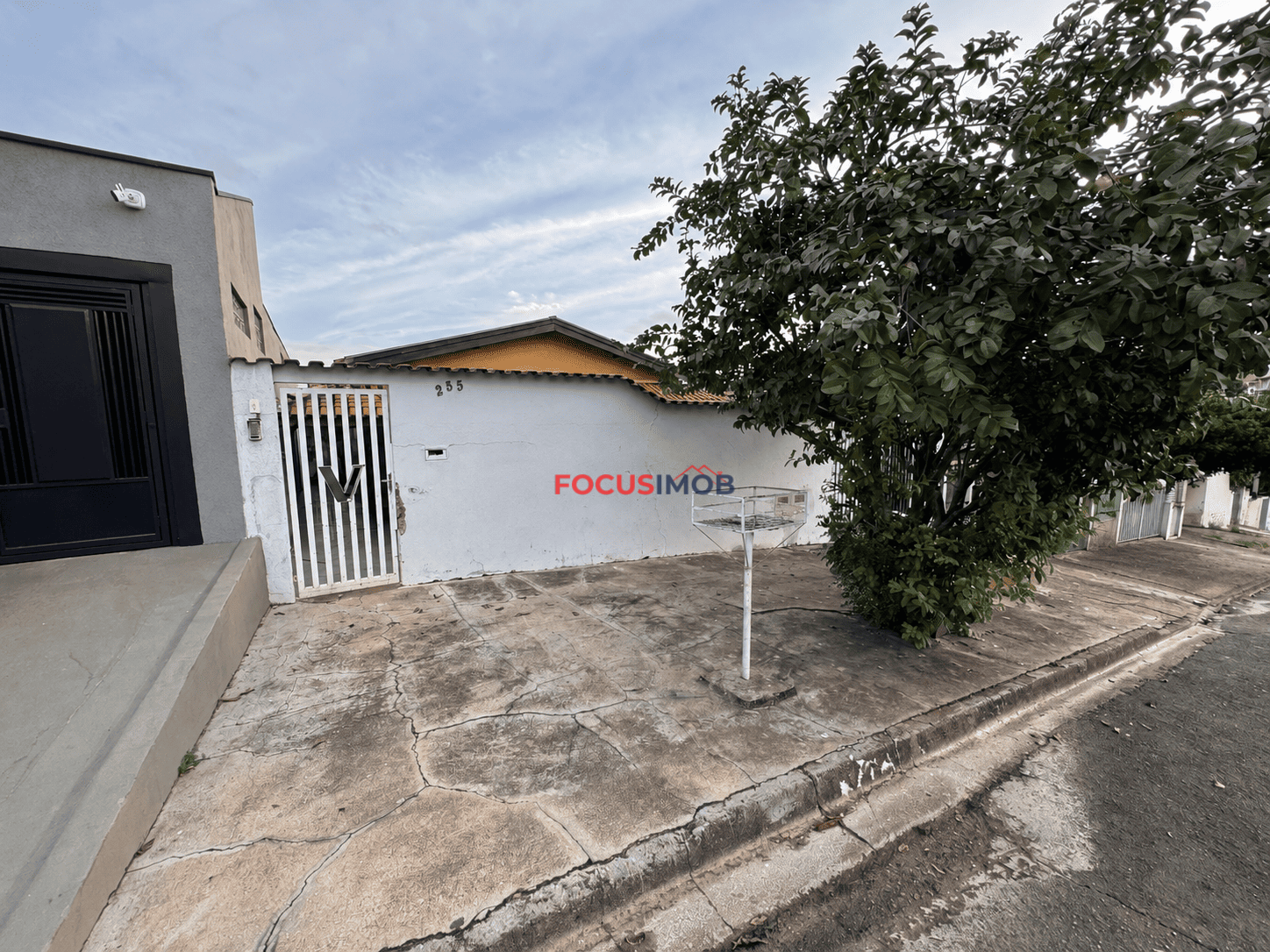 Casa à venda no Jardim Hedy em Mogi Guaçu/SP