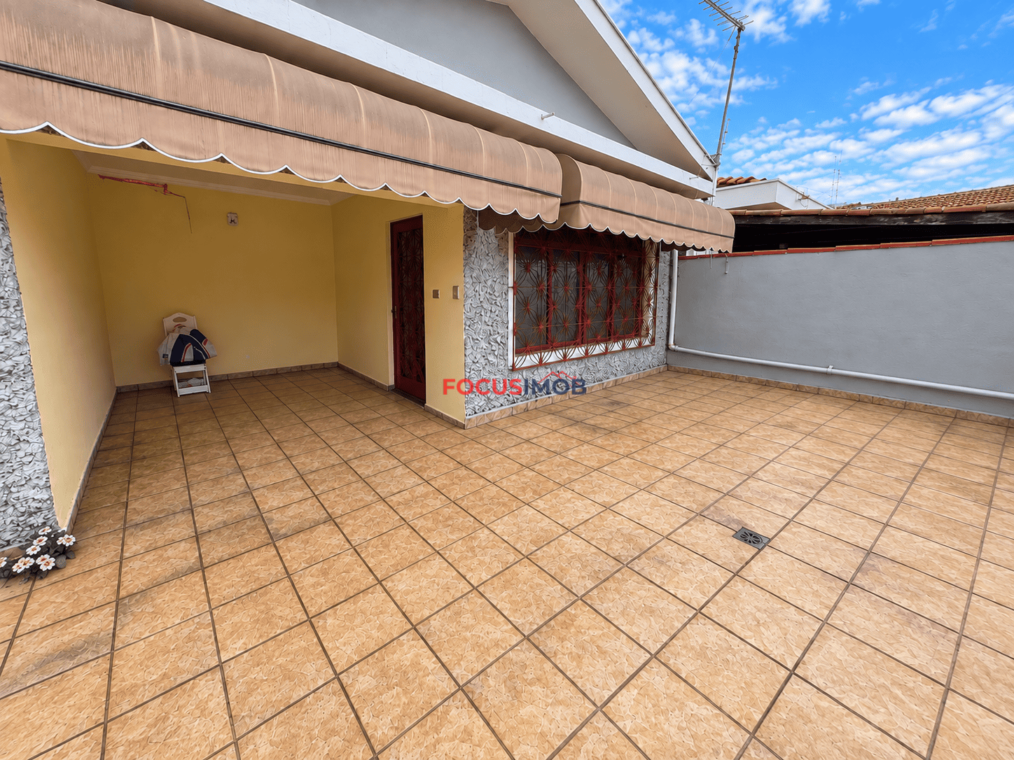 Casa com 3 Dormitórios + Edícula Completa no Jardim Itamaraty – Mogi Guaçu/SP