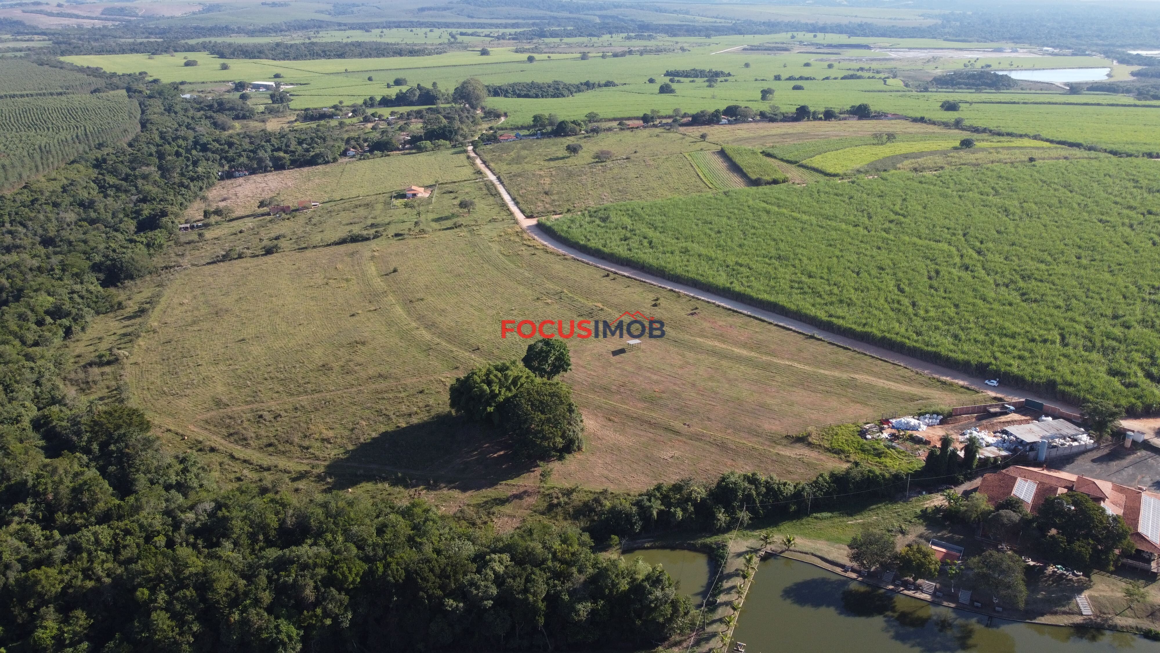 Área de 27.000 m² à Venda com Fácil Acesso e Excelente Localização