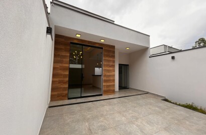 Linda Casa Nova no  Itacolomy - Mogi Guaçu - 3 dormitórios