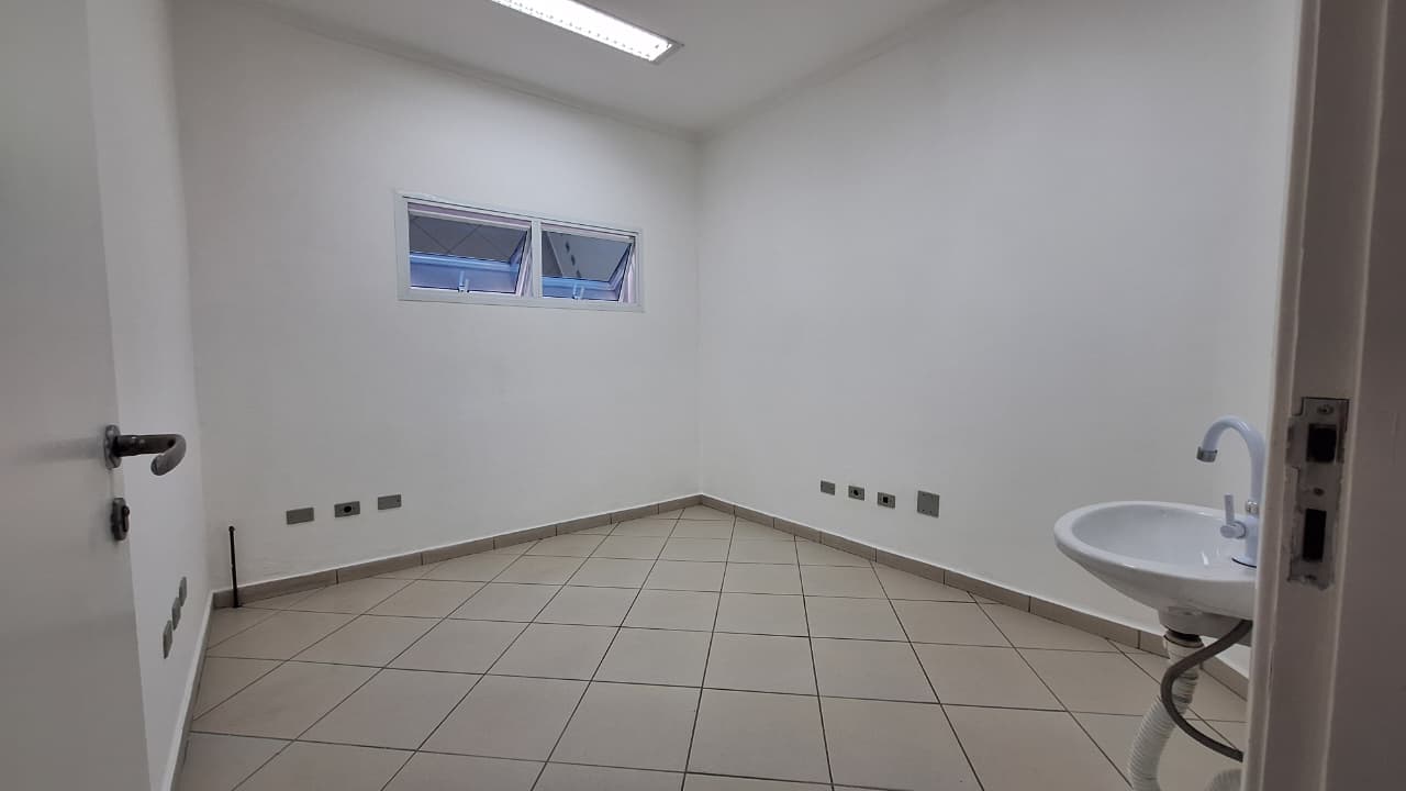 Prédio comercial em Luisiana - São Bernardo