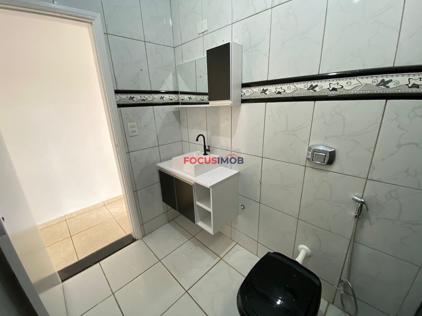 Casa no bairro Jardim Bandeirantes - 2 Dormitórios