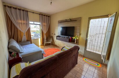 Vendo Casa Itacolomy II - Mogi Guaçu- 2 quartos