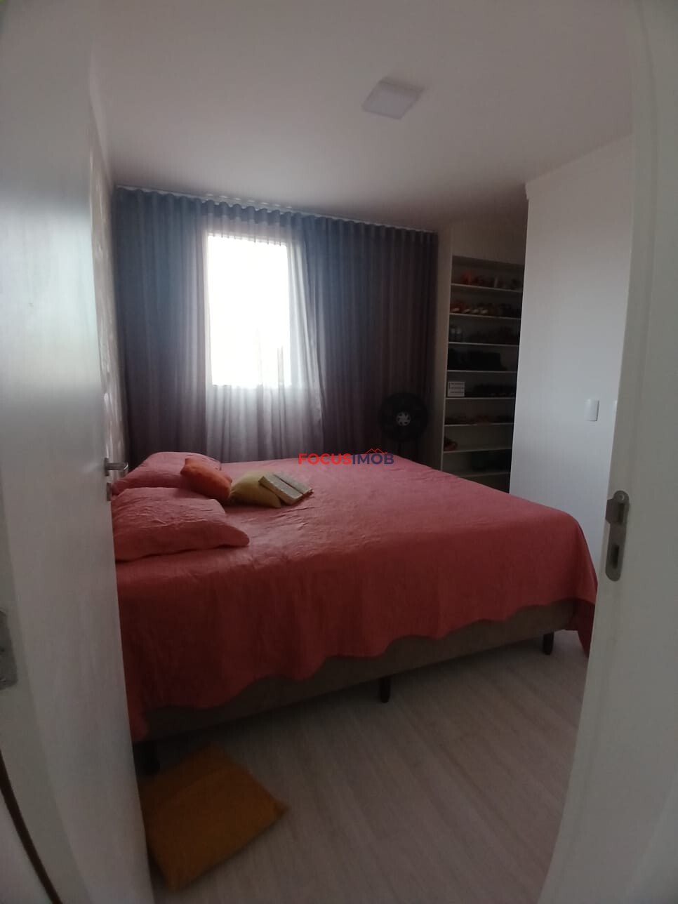 Lindo Apartamento com Planejados - Condomínio Portal Jardim das Zinias - 1 Suíte + Lazer Completo
