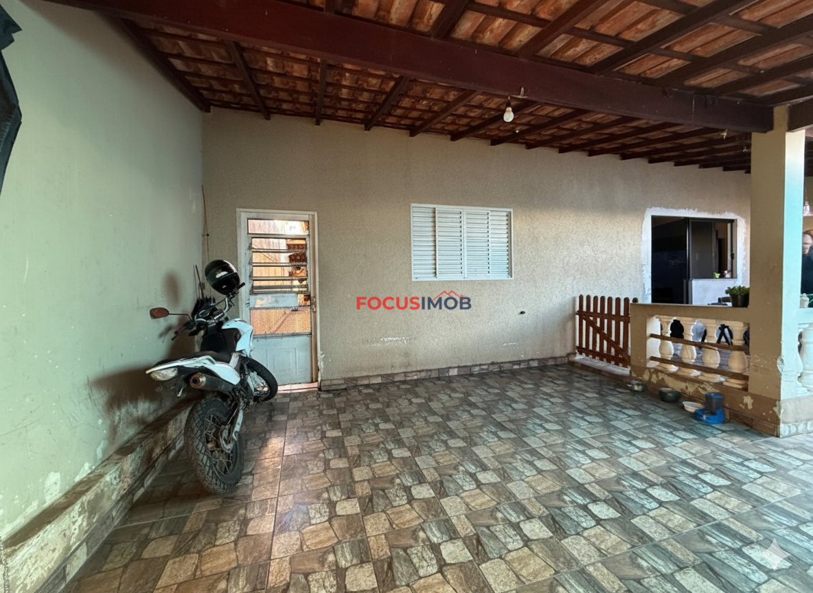 Casa de dois dormitórios no Pq dos Eucalíptos