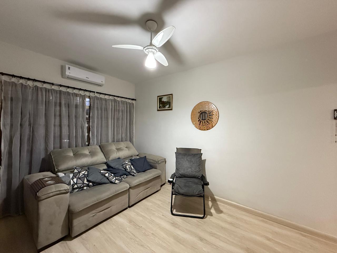 CASA À VENDA COM ÁREA GOURMET E PISCINA ACERTA PERMUTA EM CHACARA