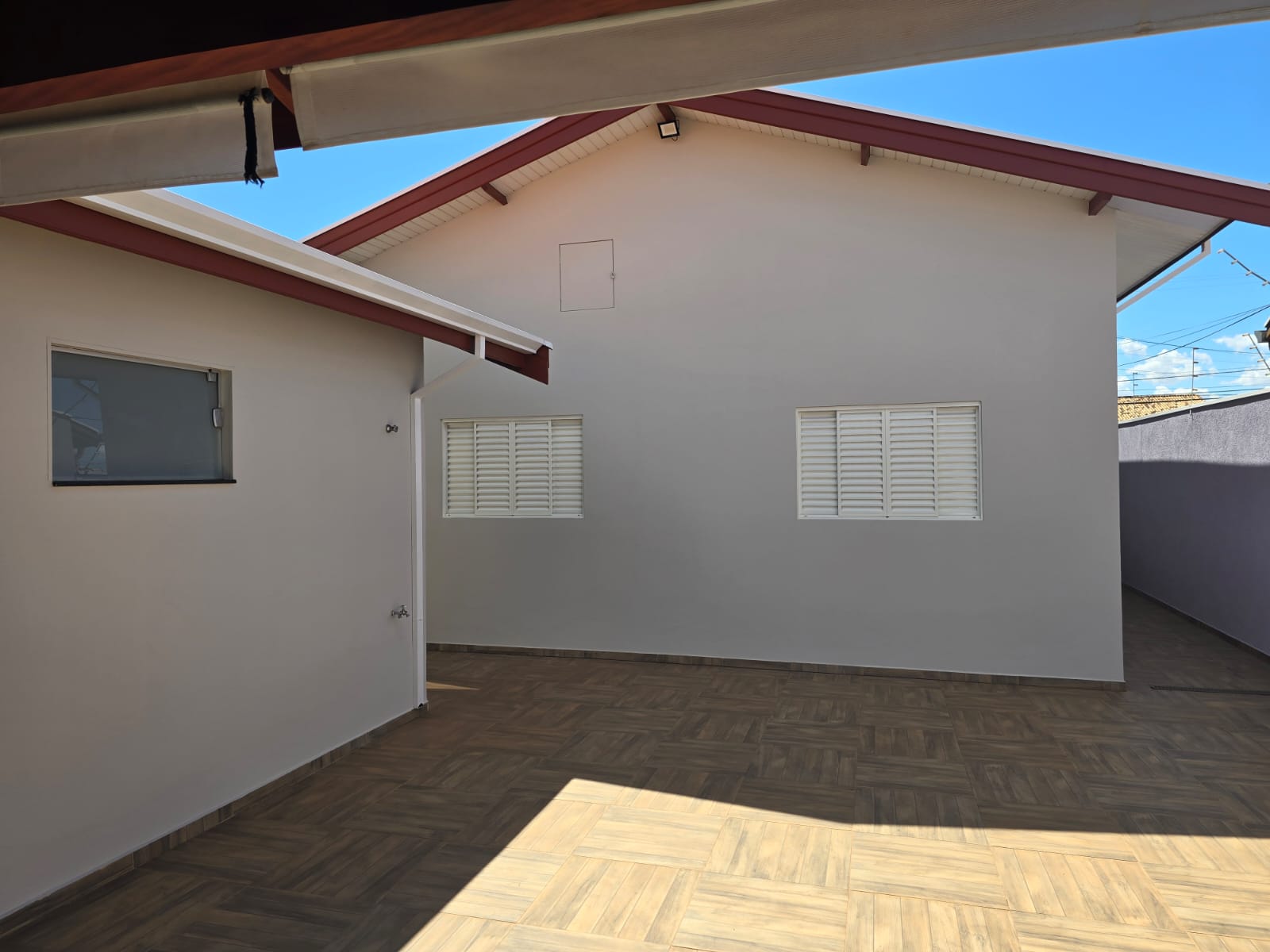 CASA A VENDA PARQUE REAL I MOGI GUAÇU ACEITA PERTMUTA DE TERRENO OU CARRO