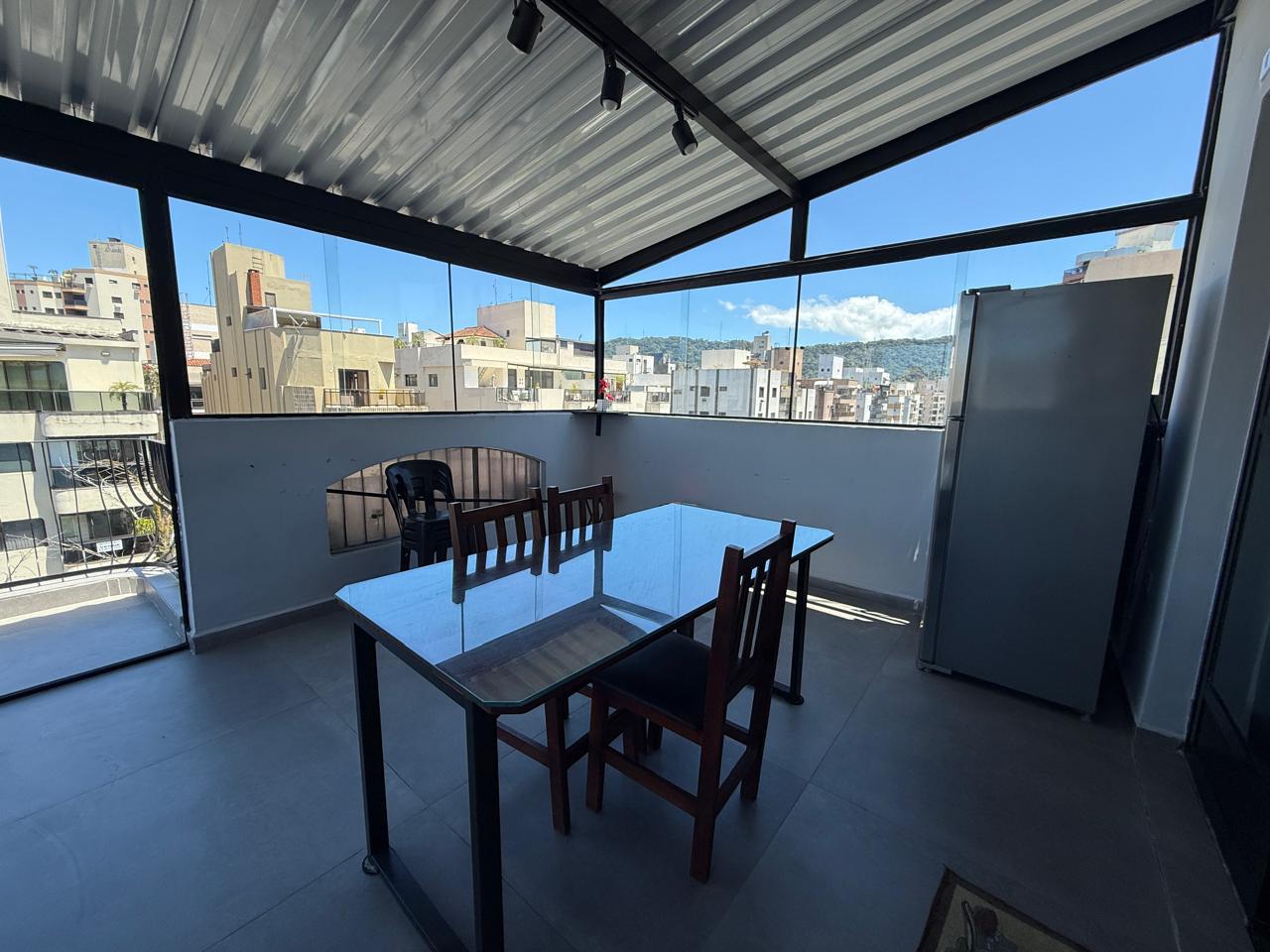 APARTAMENTO NA PRAIA ENSEADA GUARUJA À VENDA ACEITA PERMUTA COM CHÁCARA.