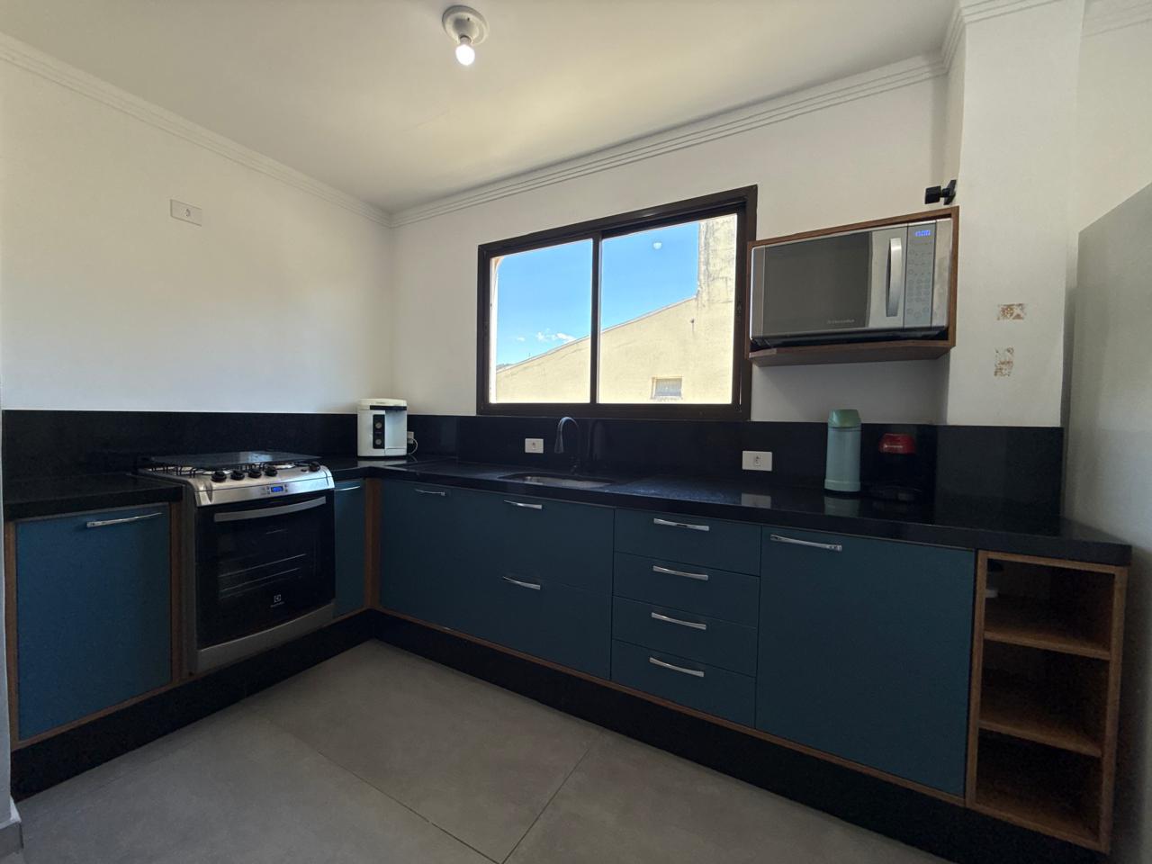 APARTAMENTO NA PRAIA ENSEADA GUARUJA À VENDA ACEITA PERMUTA COM CHÁCARA.