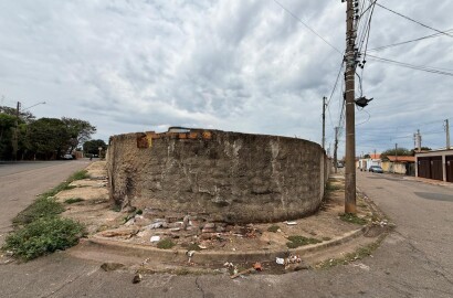 TERRNO À VENDA PROXIMO SENAI MOGI GUAÇU 329 METROS