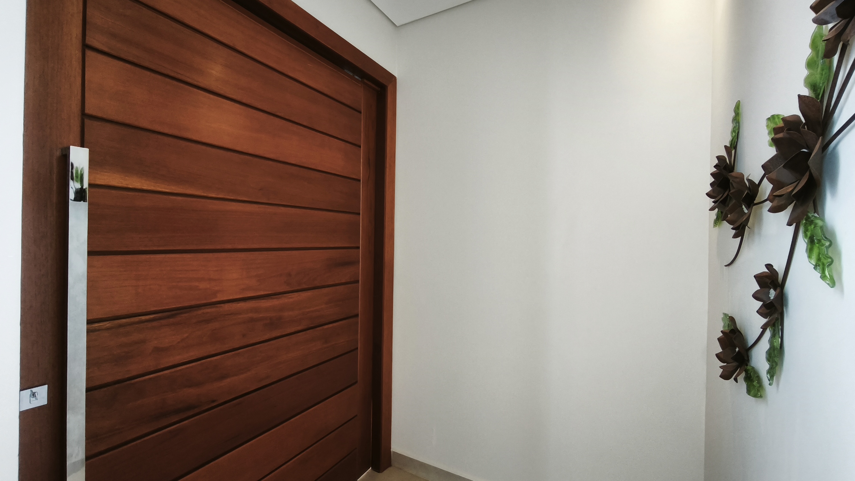 OPORTUNIDADE ÚNICA - Excelente Casa no Circuito das Águas Paulista - Águas de Lindóia - Condomínio Fechado