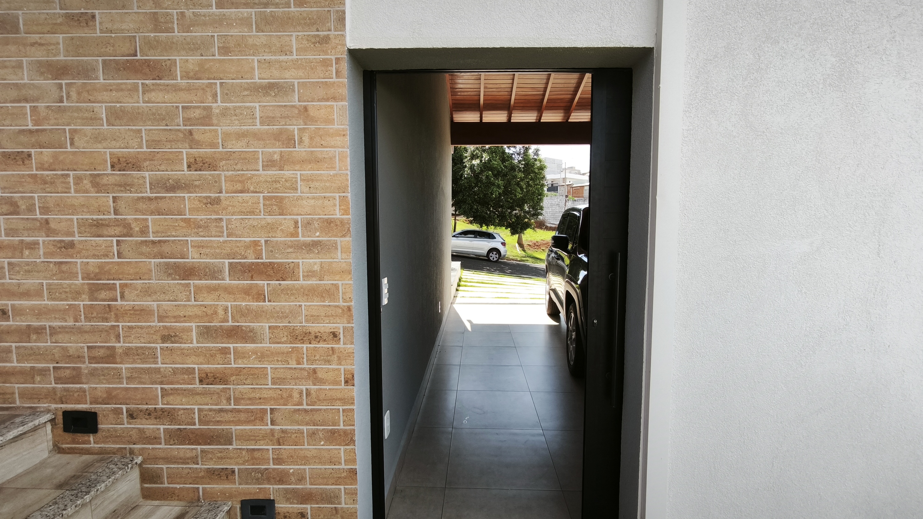 OPORTUNIDADE ÚNICA - Excelente Casa no Circuito das Águas Paulista - Águas de Lindóia - Condomínio Fechado