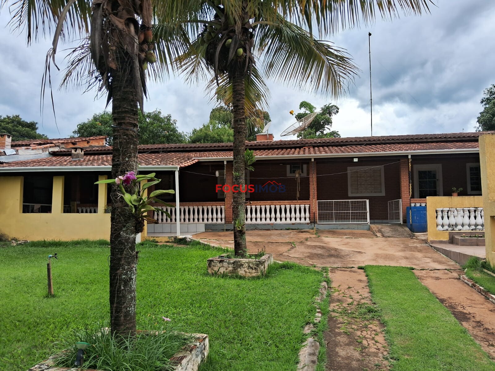 Chácara com 03 dormitórios à venda, 1.000 m² por R$430.000,00 - Mogi Guaçu/SP