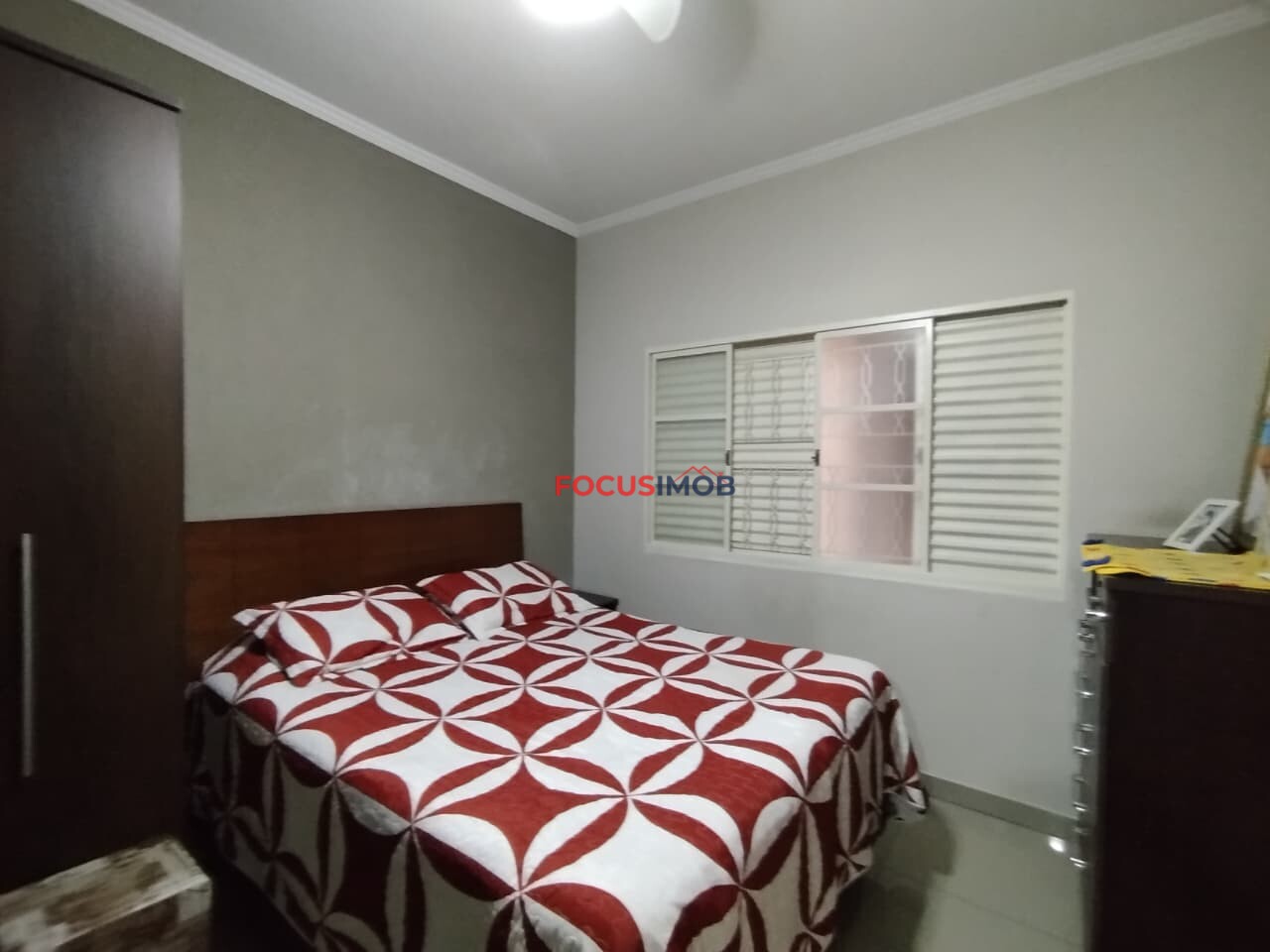 Casa com 3 Quartos sendo 1 suíte à Venda 80 m², por R$ 400.000