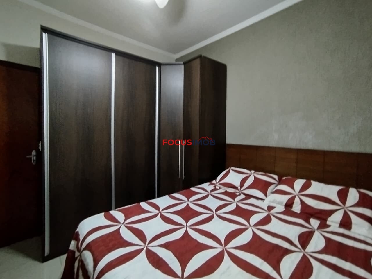 Casa com 3 Quartos sendo 1 suíte à Venda 80 m², por R$ 400.000