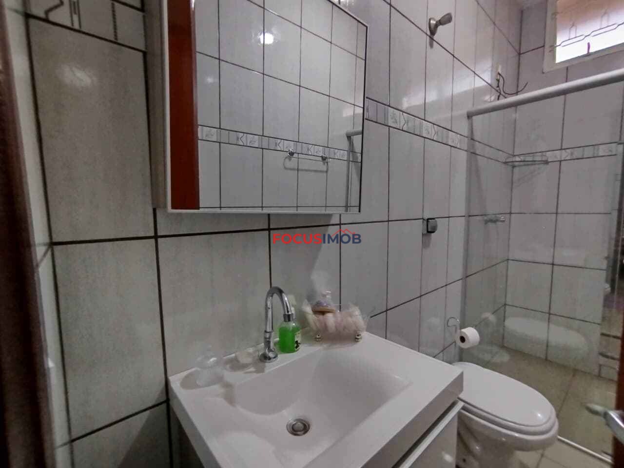 Casa com 3 Quartos sendo 1 suíte à Venda 80 m², por R$ 400.000