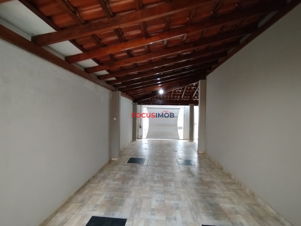 Casa com 3 Quartos sendo 1 suíte à Venda 80 m², por R$ 400.000