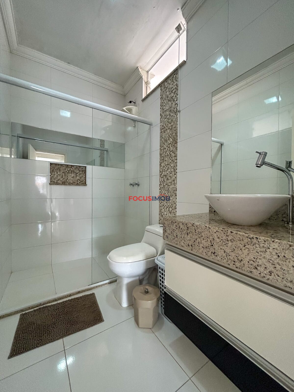 Sobrado a venda no bairro Jardim Jacira, Mogi Guaçu - SP