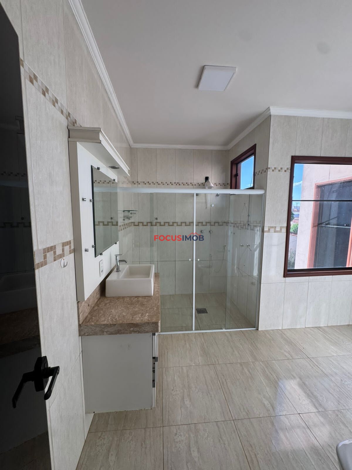 Maravilhoso sobrado à venda no Jardim Santo Antônio, em Mogi Guaçu