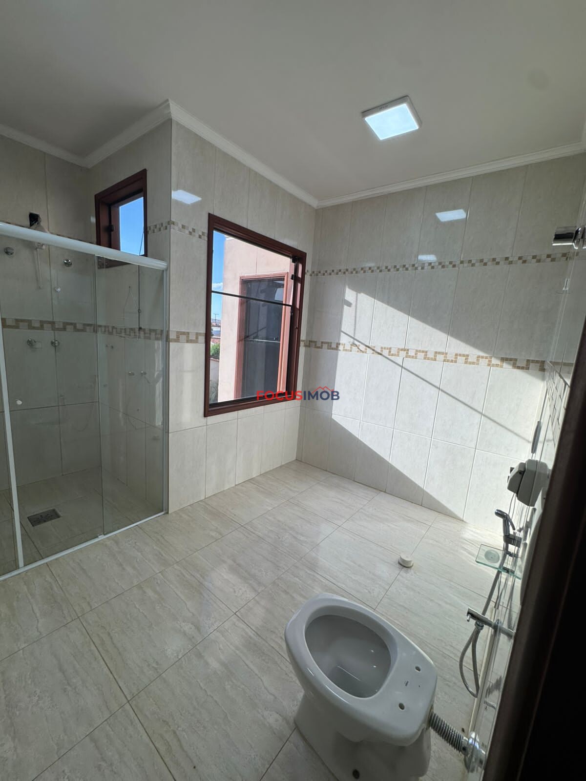 Maravilhoso sobrado à venda no Jardim Santo Antônio, em Mogi Guaçu