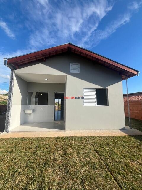 Casa em condomínio em Itapira
