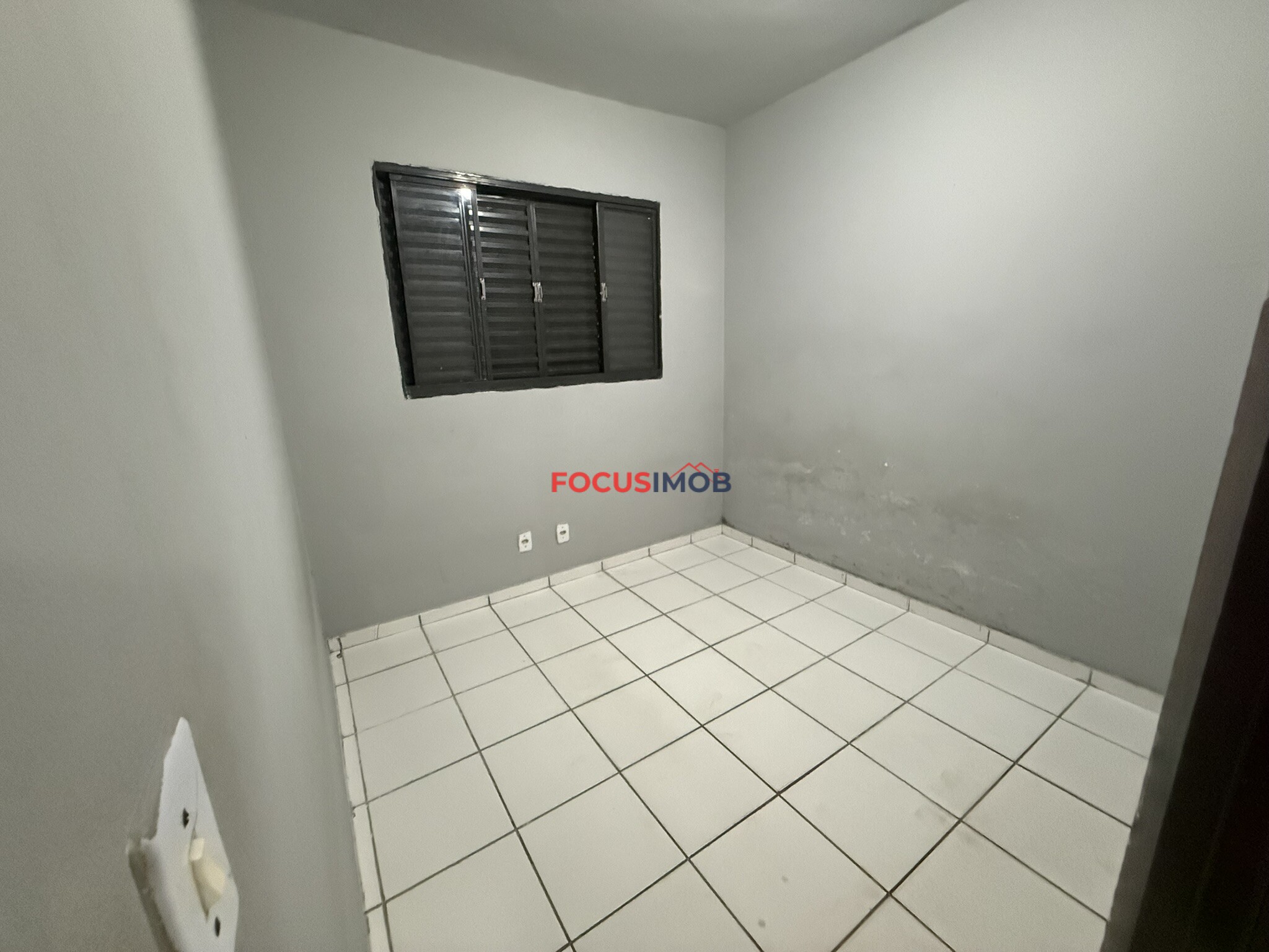 Casa 2 quartos - Istor Luppi