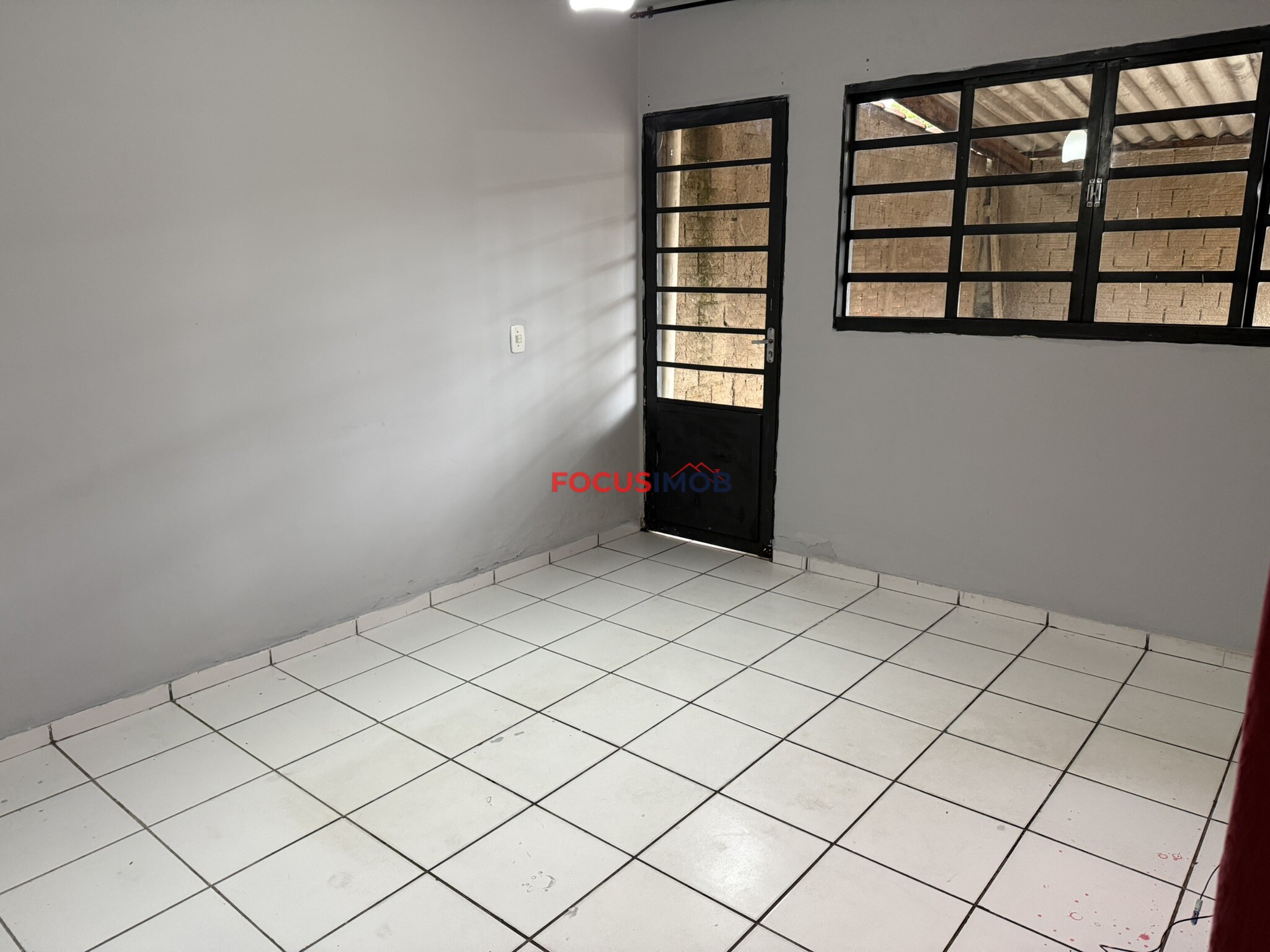 Casa 2 quartos - Istor Luppi